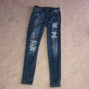 ripped american eagle jeggings